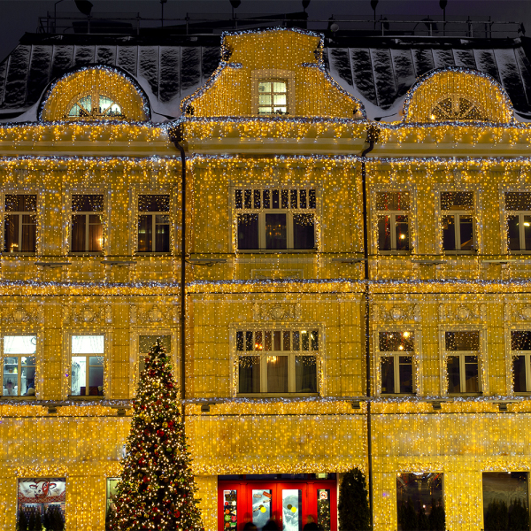 Оборудование Arlight 024875 Светодиодная гирлянда ARD-CURTAIN-CLASSIC-2000x9000-CLEAR-2200LED Warm (230V, 120W) (ARDCL, IP65) по выгодной цене. Купить в Москве со скидкой.