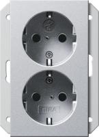 Gira 2735 26 Двойная розетка SCHUKO 16 A 250 В~ с затвором (shutter) и символом  для 1,5-местн. приборной коробки скрытого монтажа