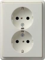 Gira 0783 40 Двойная розетка SCHUKO 16 A 250 В~ с затвором (shutter) и символом , в комплекте с установочной рамкой