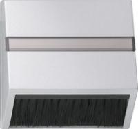 Gira 0682 26 Вставная накладка с адаптерной рамкой для устройств с накладкой (50 x 50 мм) и наклонным выходным отверстием