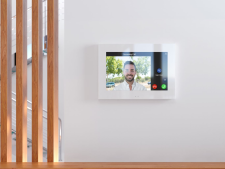 Оборудование Zennio Z70 - Цветная сенсорная панель с дисплеем 7", цвет: Чёрный ZVIZ70A по выгодной цене. Купить в Москве со скидкой.