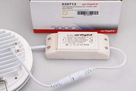 Оборудование Arlight 020712 Светодиодная панель LTD-135SOL-20W Warm White (Arlight, IP44 Пластик, 3 года) по выгодной цене. Купить в Москве со скидкой.