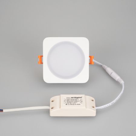 Оборудование Arlight 017635(1) Светодиодная панель LTD-96x96SOL-10W Warm White 3000K (ARL, IP44 Пластик, 3 года) по выгодной цене. Купить в Москве со скидкой.