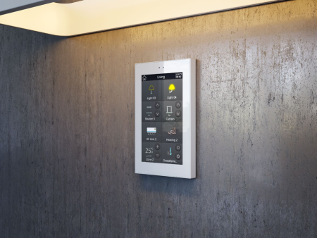 Оборудование Zennio Цветная емкостная сенсорная панель с 5-дюймовым дисплеем Z50, цвет: Антрацит ZVIZ50A по выгодной цене. Купить в Москве со скидкой.